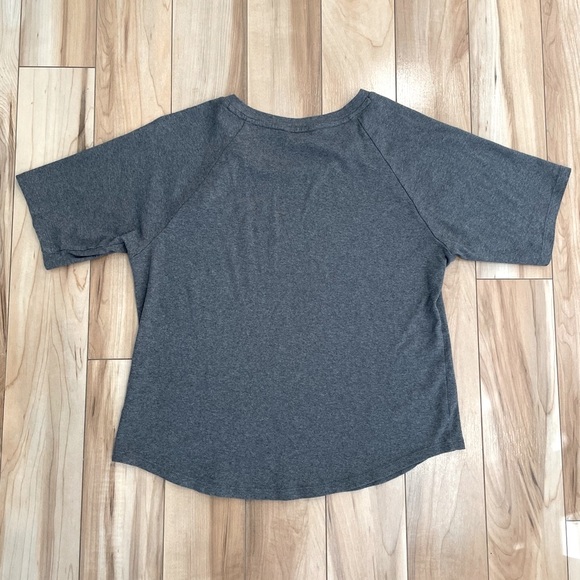 Tommy Hilfiger Tshirt - Picture 4 of 8